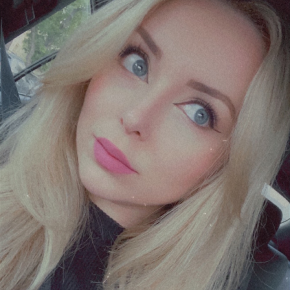 Meet your Posher, Hayley